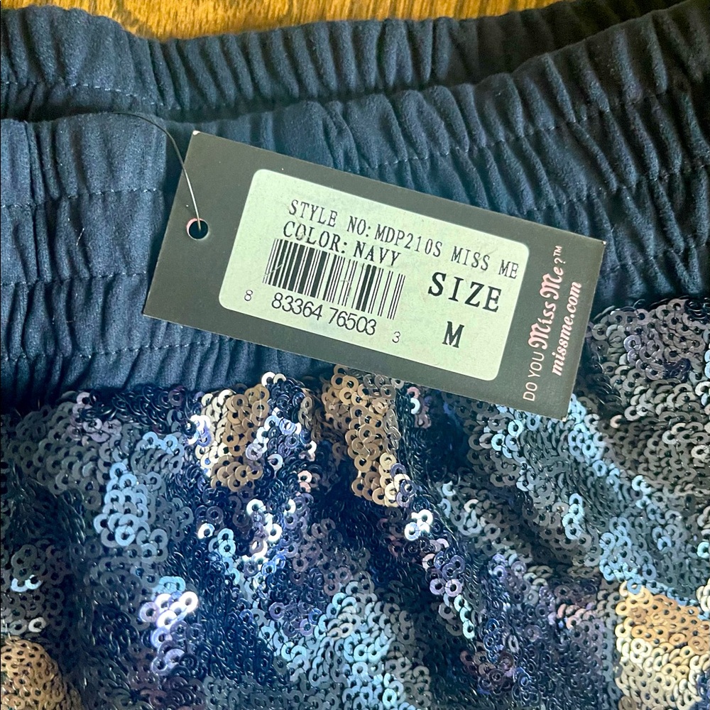 Miss Me Sequin Shorts - Picture 5 of 9
